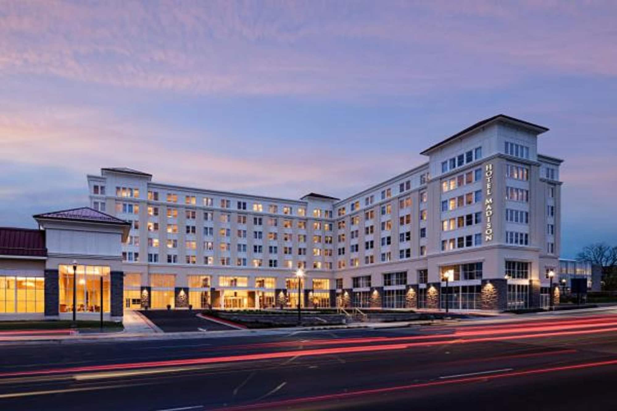 Hotel Madison & Shenandoah Conference Ctr. Harrisonburg Esterno foto