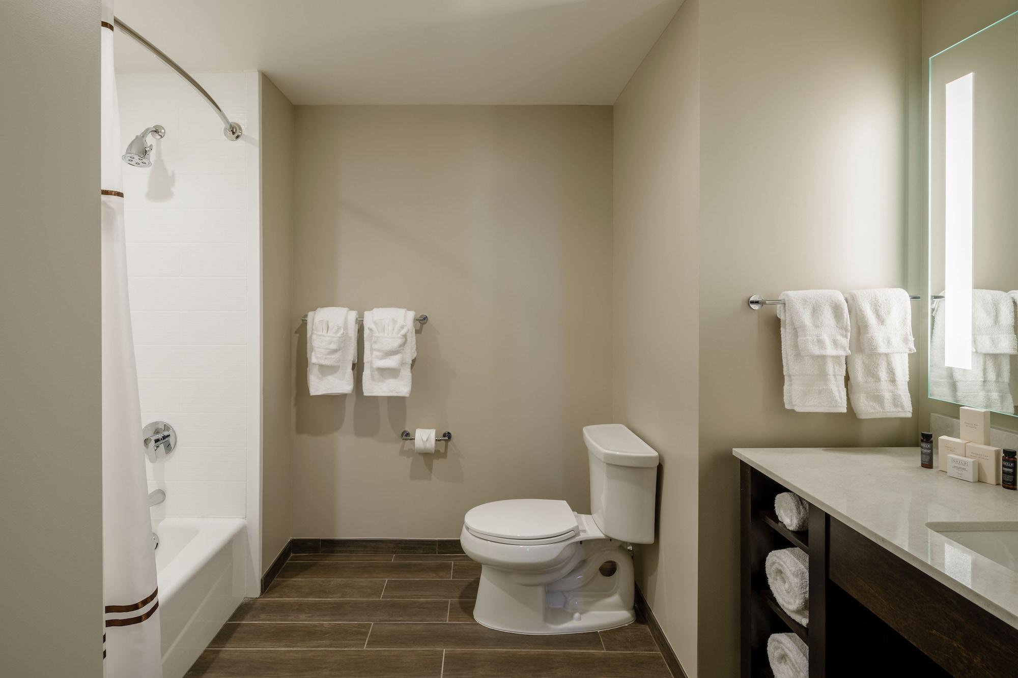 Hotel Madison & Shenandoah Conference Ctr. Harrisonburg Esterno foto